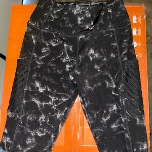 Vary nice pants l liked them just lost some weight